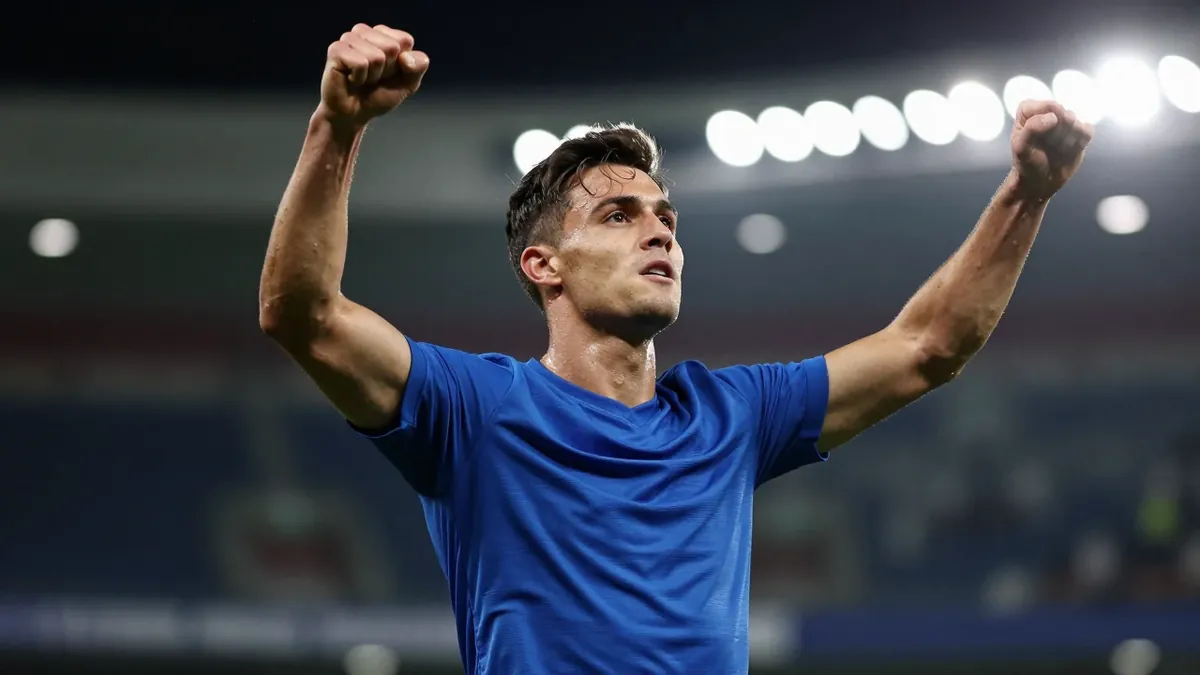 Linfield exited the Co Antrim Shield to Glentoran, signed Rhys Brennan on loan, and saw former striker Braiden Graham...